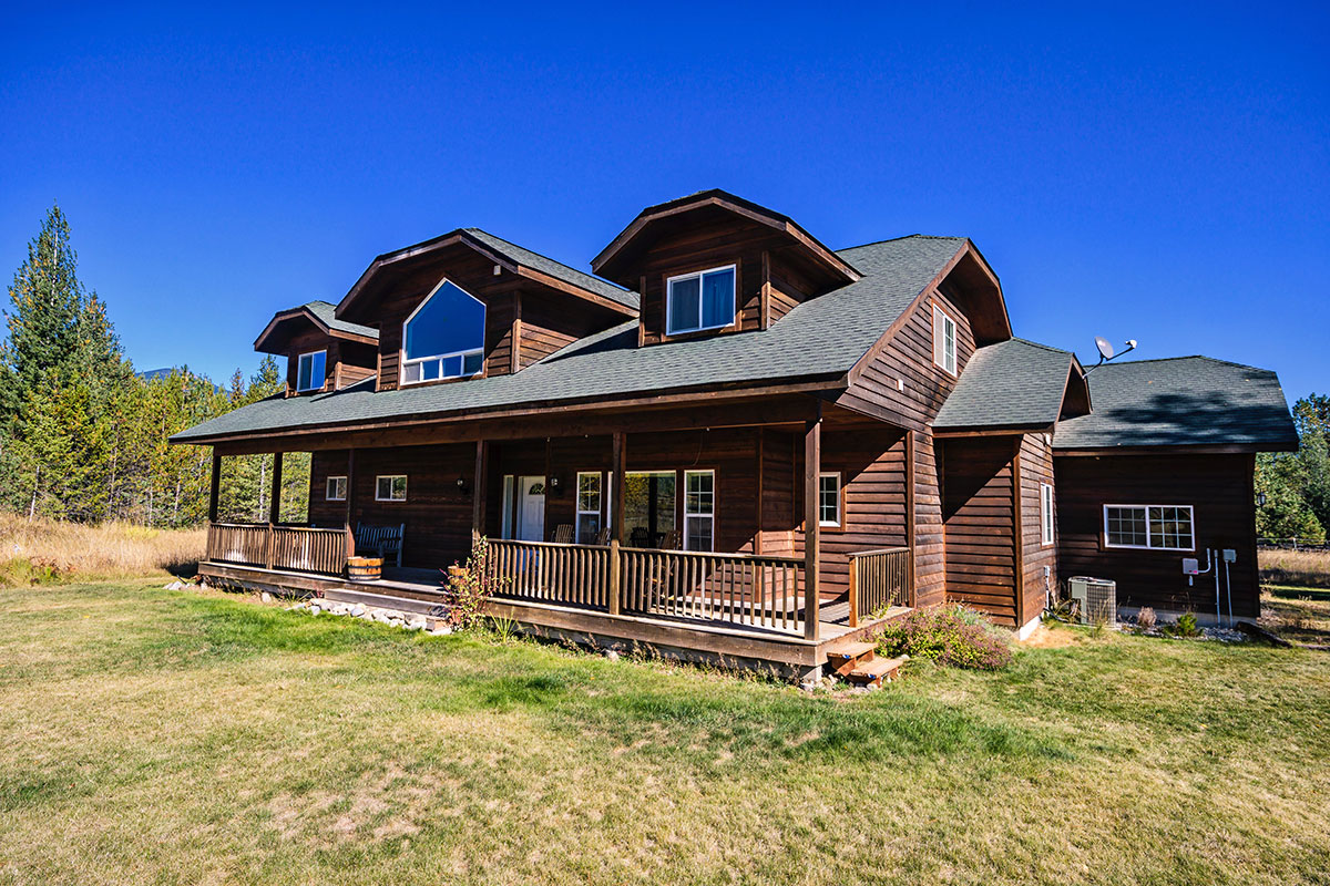 Montana Estate Property for Sale in Heron, MT on 120 Acres