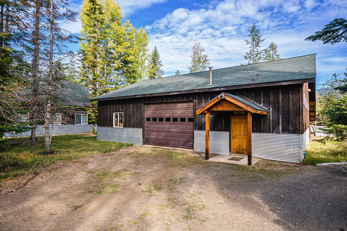 Montana Estate Property for Sale in Heron, MT on 120 Acres