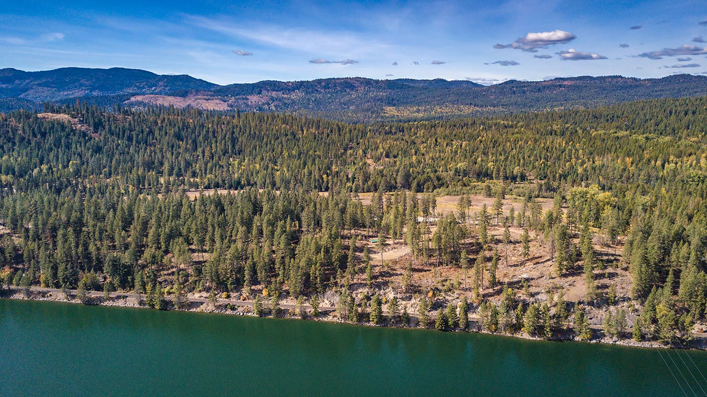 Two adjacent River View properties on the Pend Oreille River for sale