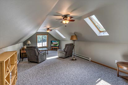 Upstairs Living Area