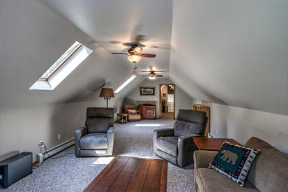 Upstairs Living Area