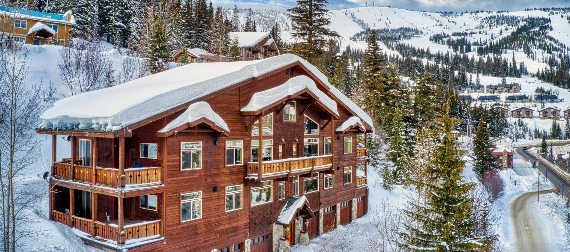 Black Diamond Condos on Schweitzer Mountain