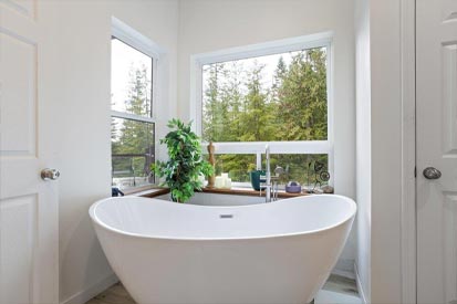 Master Tub