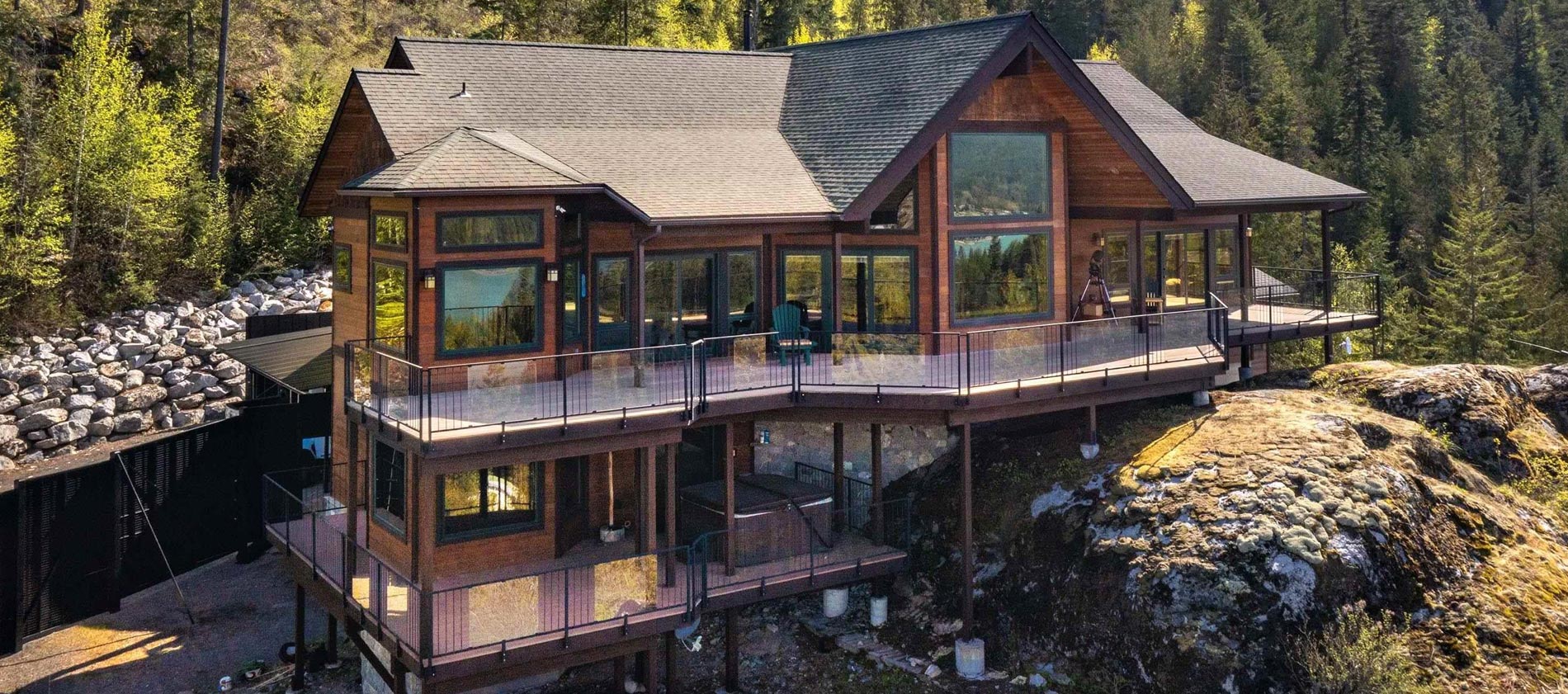 Nestled on two lots with stunning views of the Pend Oreille River